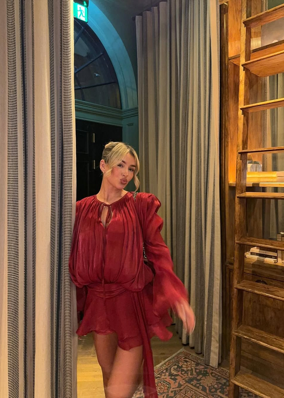 Iris Vestido - Cereza